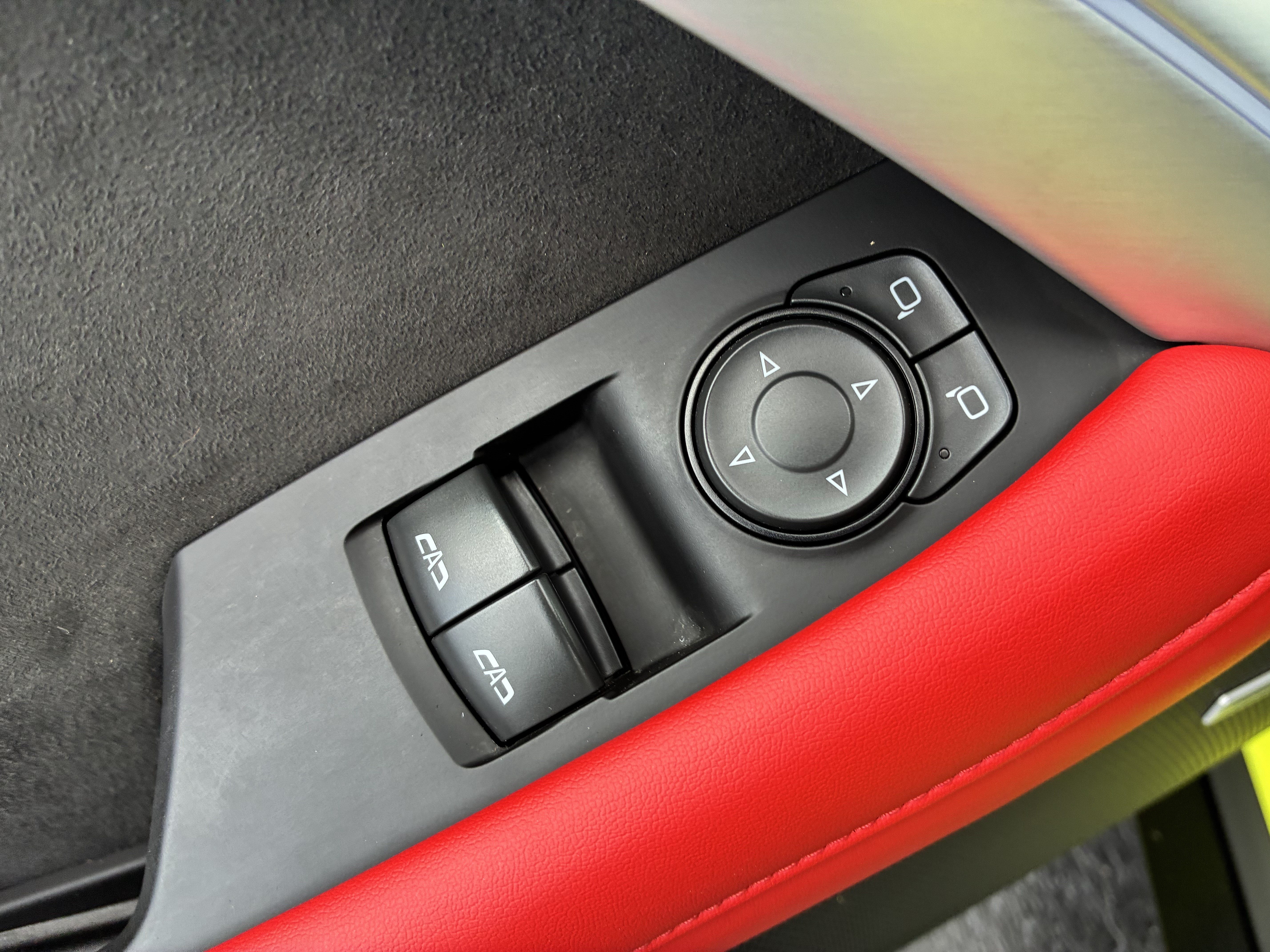 Used 2021 Chevrolet Camaro ZL1 RWD image 21