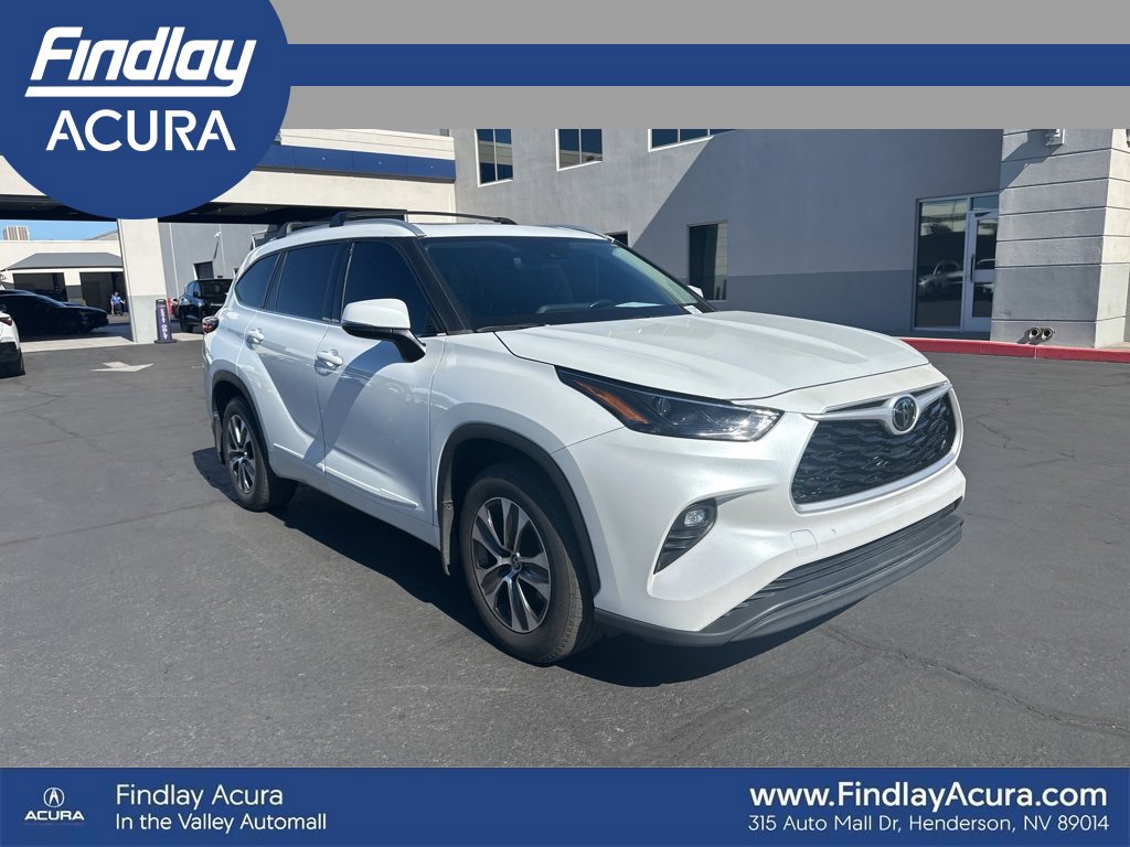 Used 2022 Toyota Highlander XLE