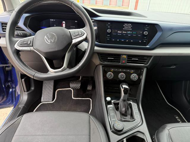 Used 2023 Volkswagen Taos SE image 14