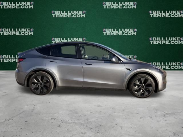 Used 2025 Tesla Model Y Long Range image 4