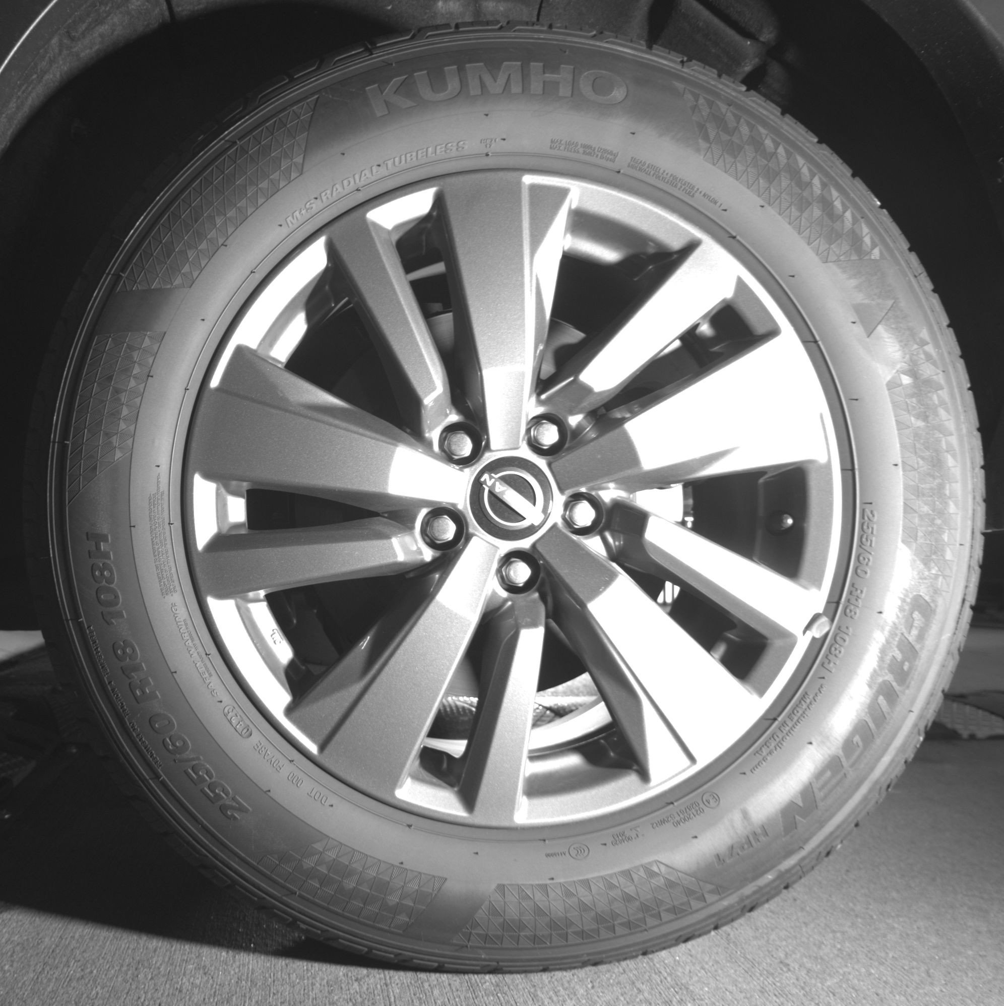 Used 2025 Nissan Pathfinder SV image 14