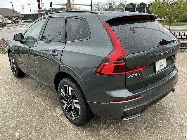New 2026 Volvo XC60 B5 Plus w/ Climate Package AWD/4WD image 11