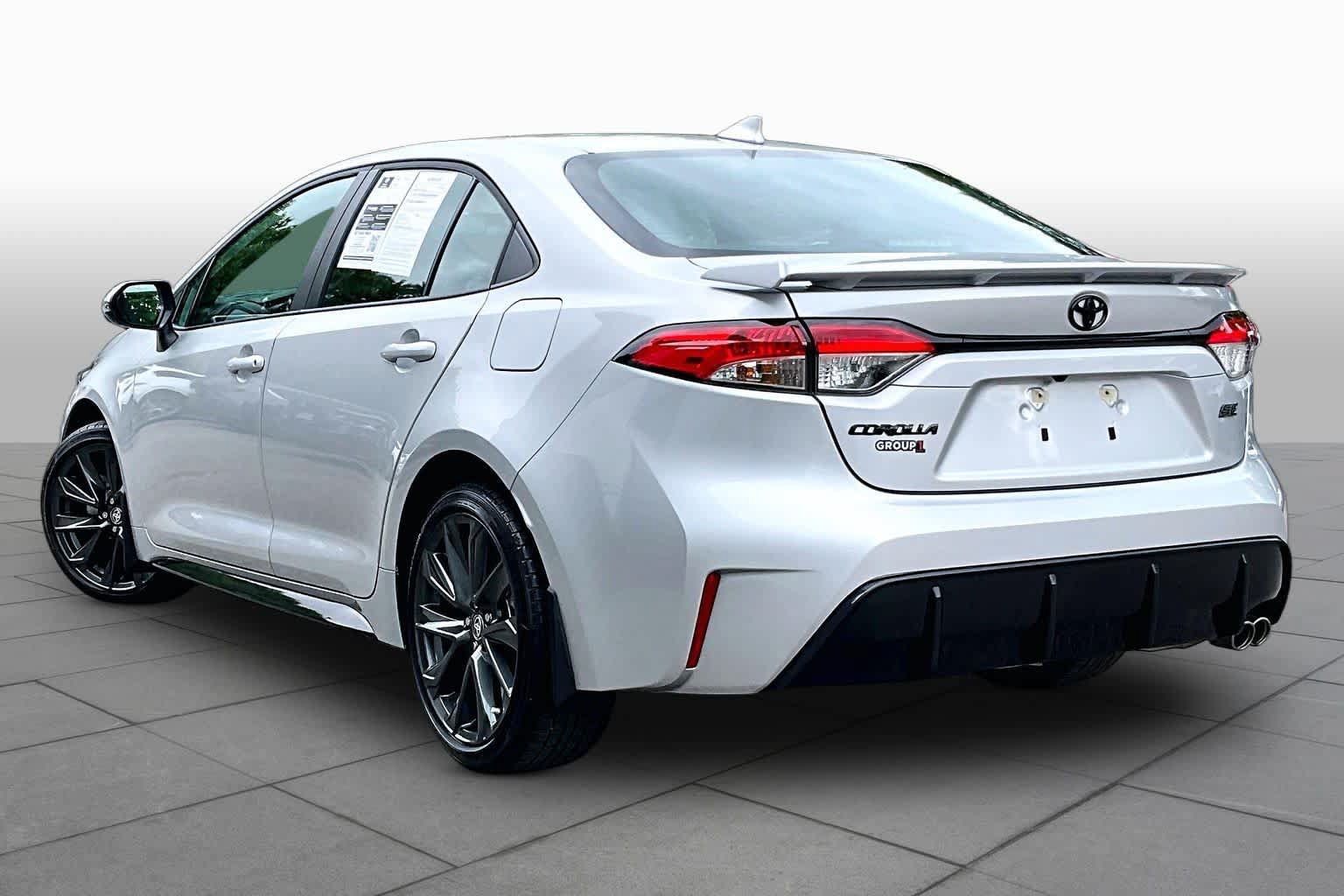 Certified 2025 Toyota Corolla SE FWD image 12
