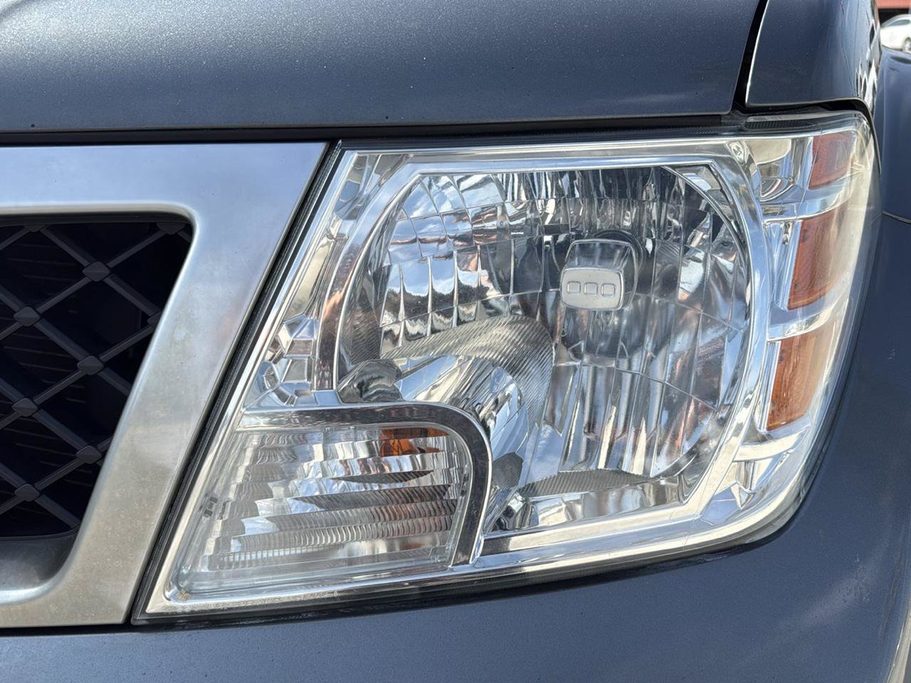 Used 2018 Nissan Frontier PRO-4X AWD/4WD image 52