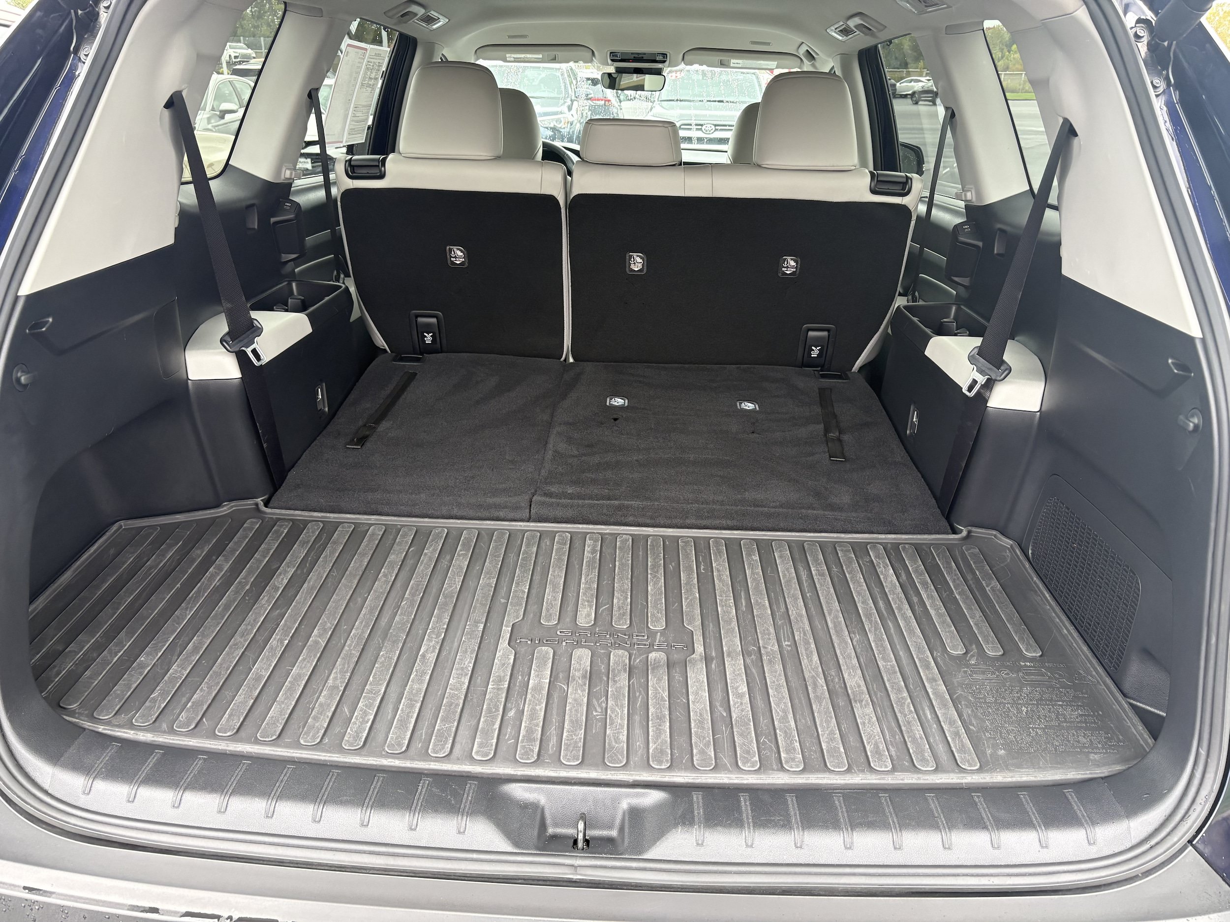 Certified 2024 Toyota Grand Highlander AWD image 8