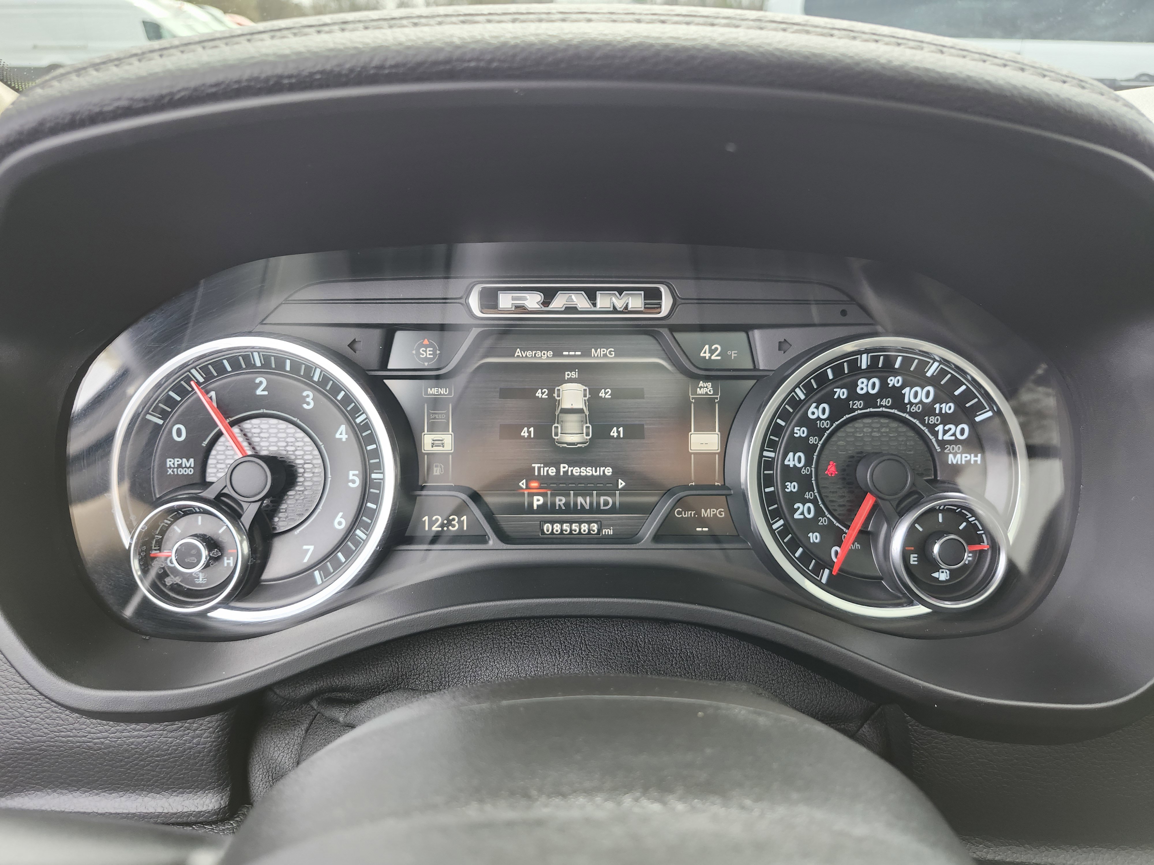 Used 2020 RAM 1500 Laramie AWD/4WD image 34