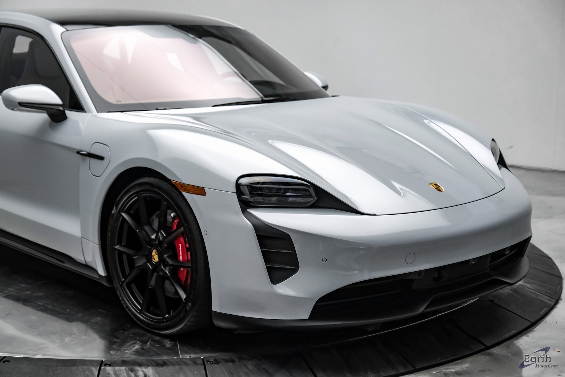 Used 2023 Porsche Taycan GTS w/ Premium Package image 23