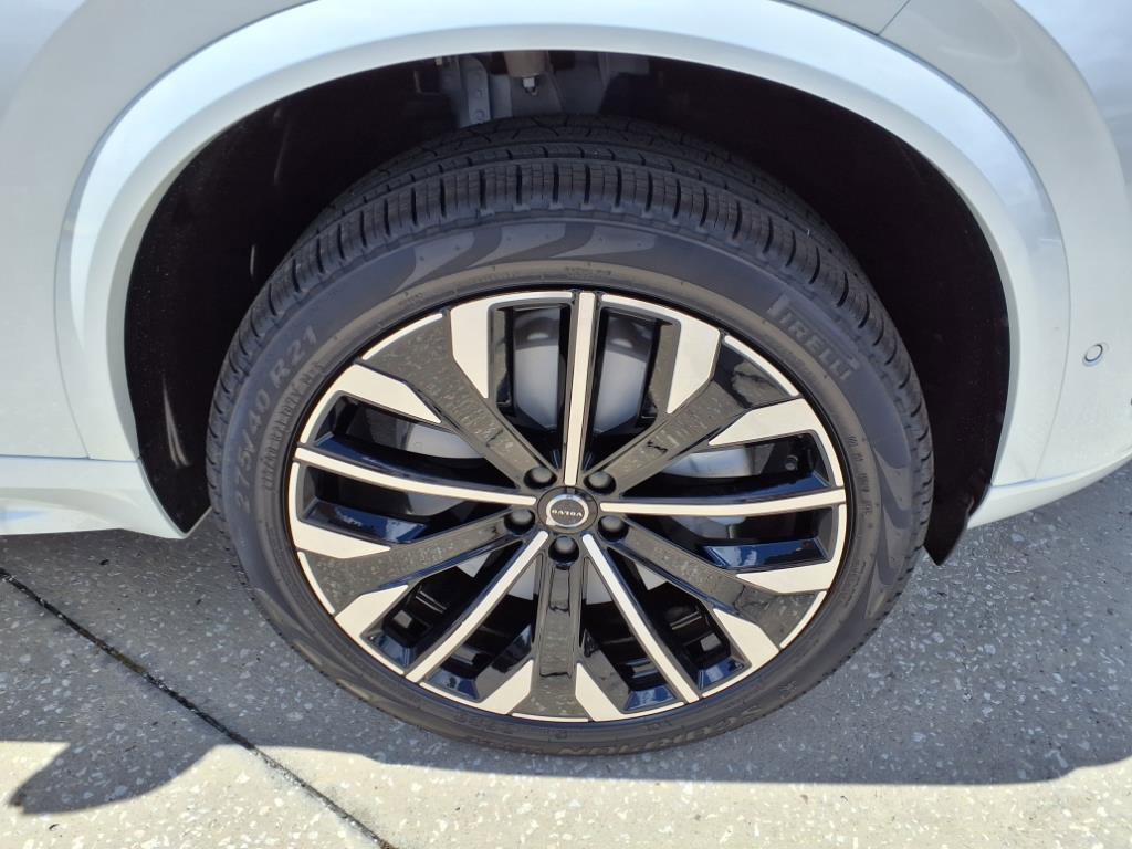 New 2026 Volvo XC90 B6 Ultra image 9