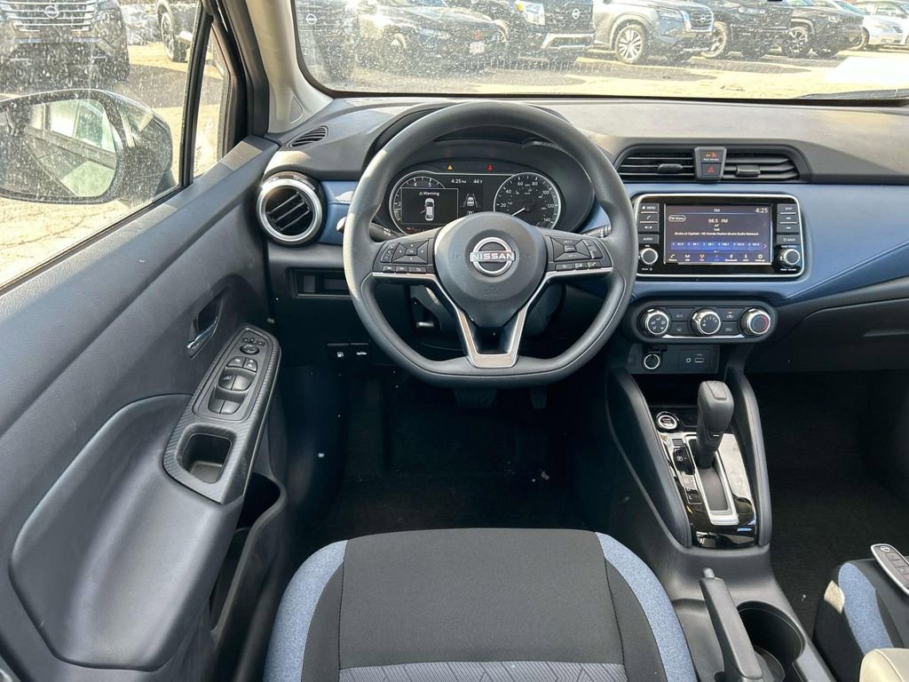 New 2025 Nissan Versa SV image 4