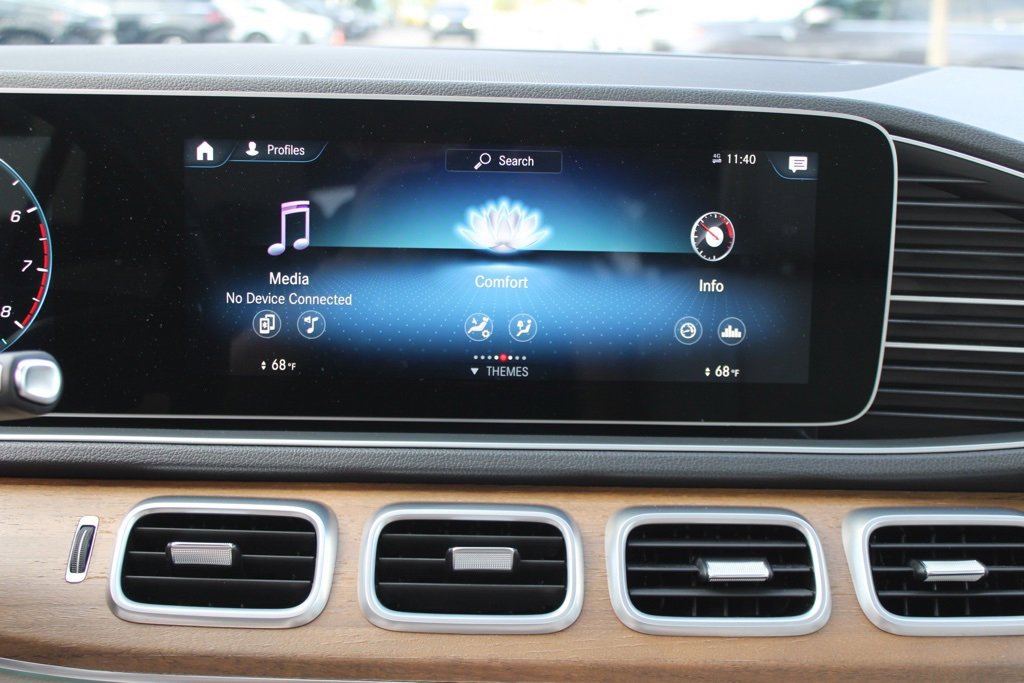 Used 2022 Mercedes-Benz GLE 450 4MATIC w/ AMG Line Exterior image 22