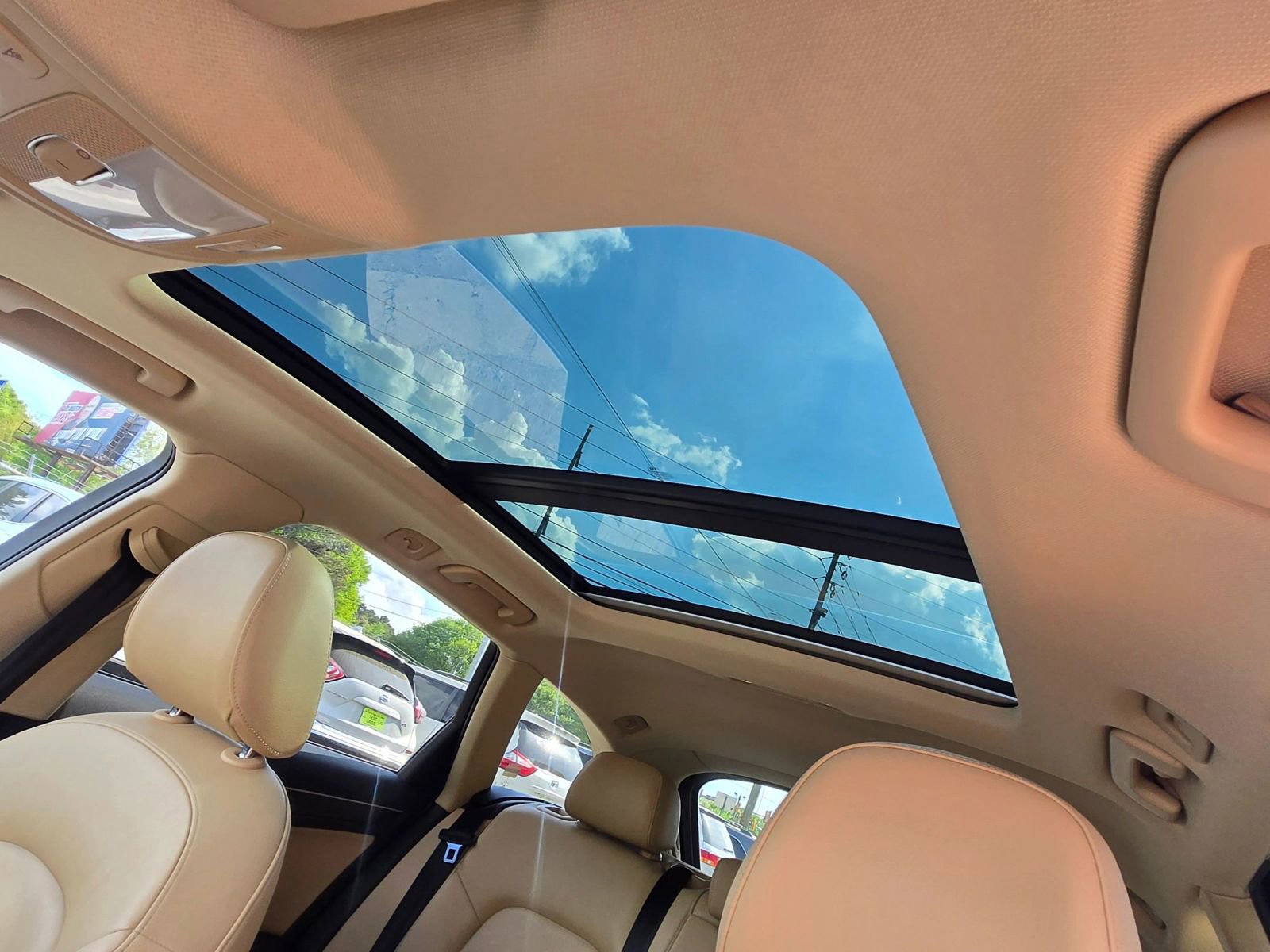 Used 2015 Audi A4 Premium Plus w/ Technology Package image 7