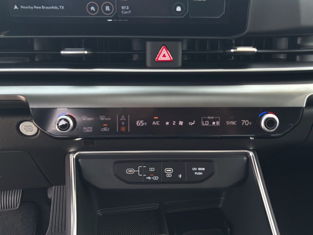 New 2027 Kia Carnival SX w/ Dark Edition Package FWD image 31