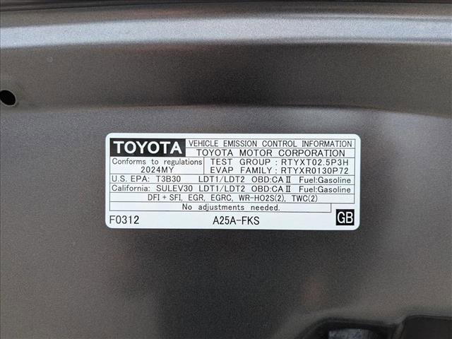 Used 2024 Toyota RAV4 XLE FWD image 25