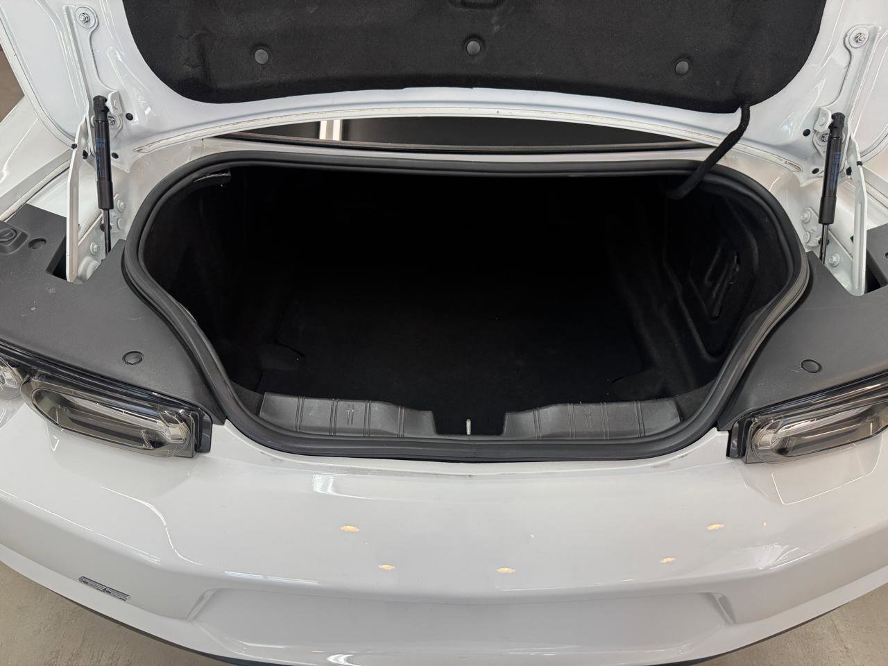 Used 2021 Chevrolet Camaro SS RWD image 21