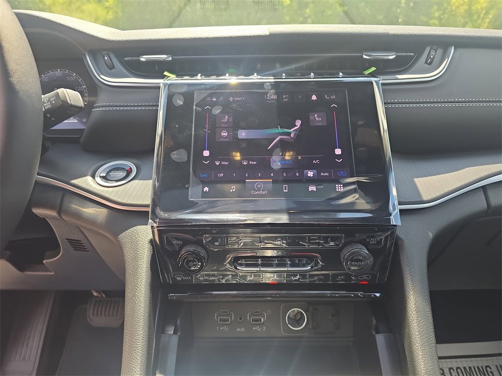 New 2025 Jeep Grand Cherokee Laredo X w/ Luxury Tech Group I image 19