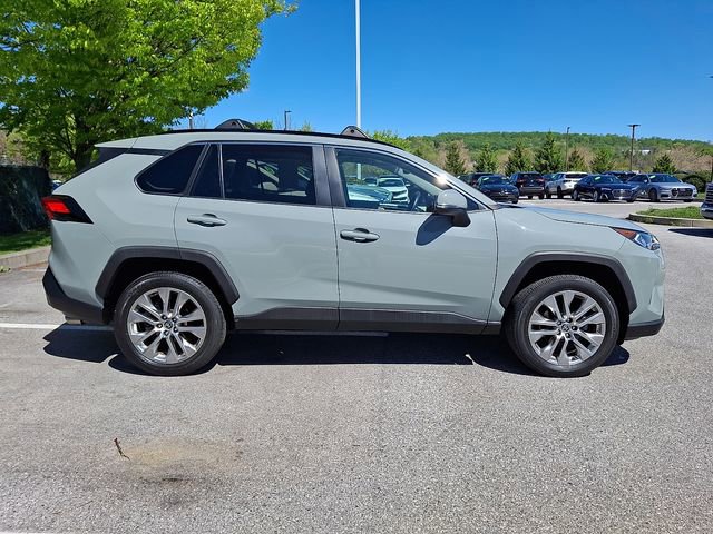 Certified 2021 Toyota RAV4 XLE Premium AWD/4WD image 7