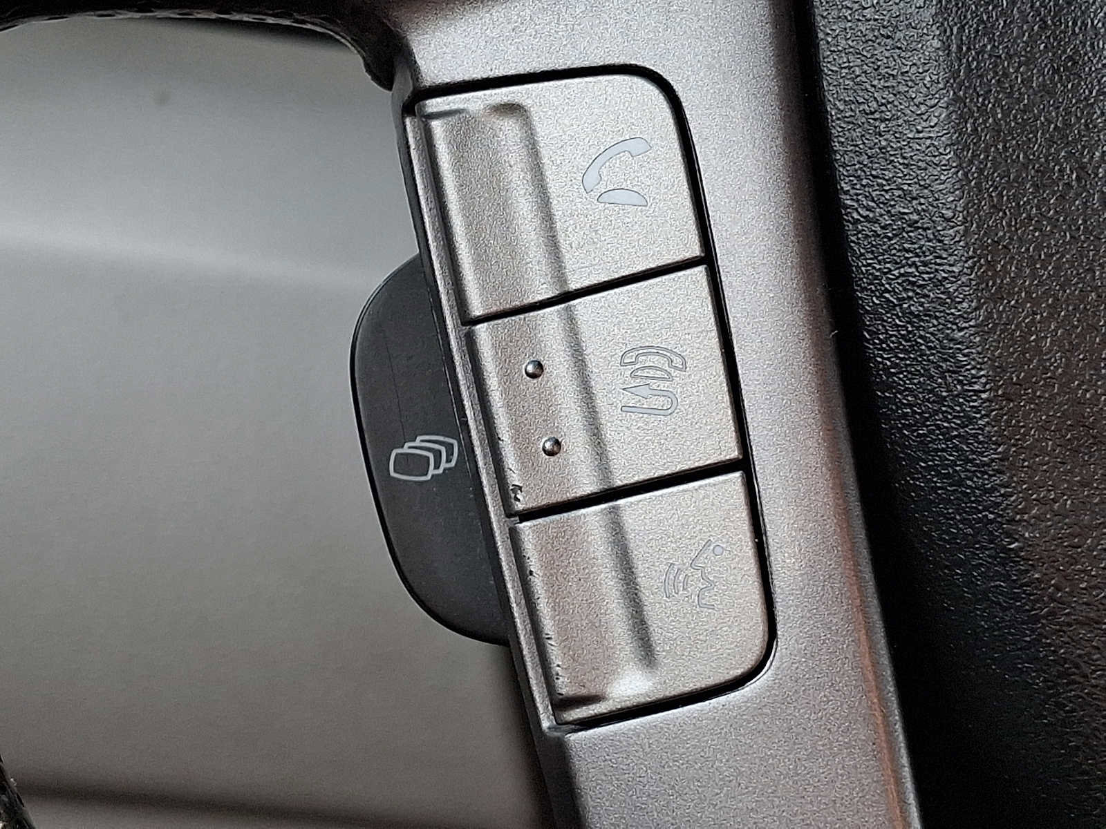 Used 2014 Honda Odyssey EX image 22