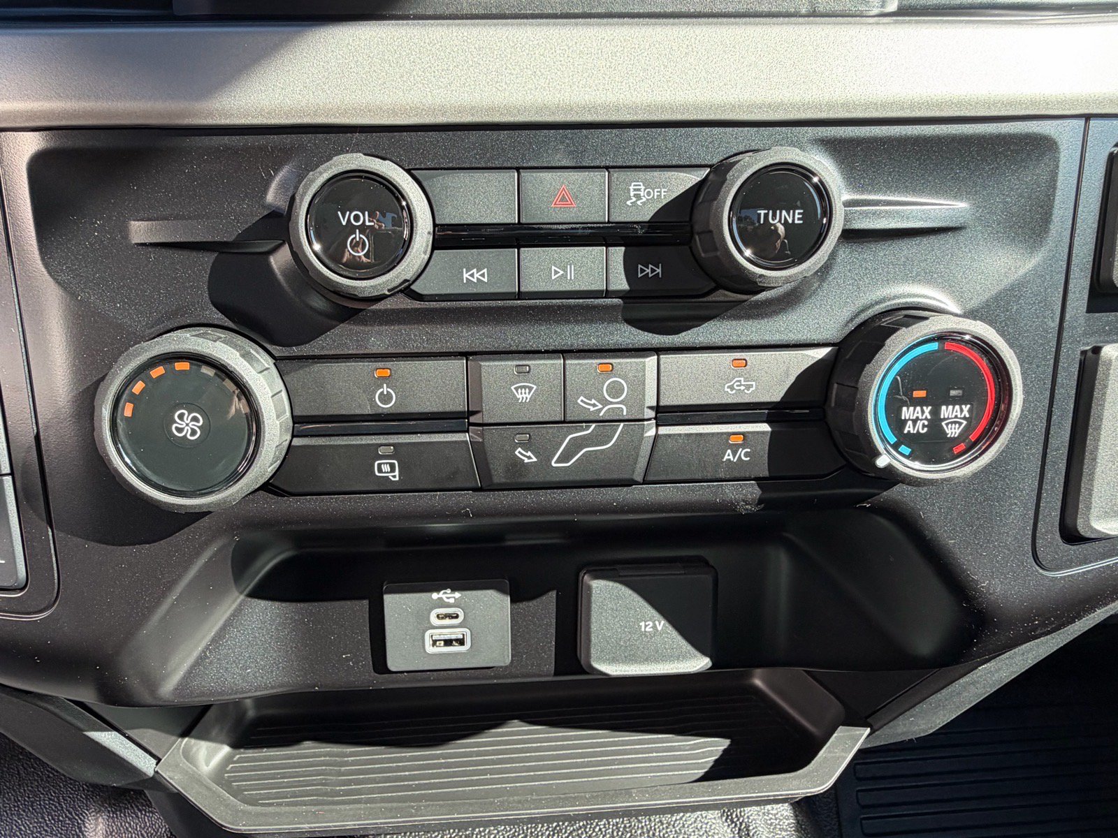 New 2027 Ford F250 XLT AWD/4WD image 37