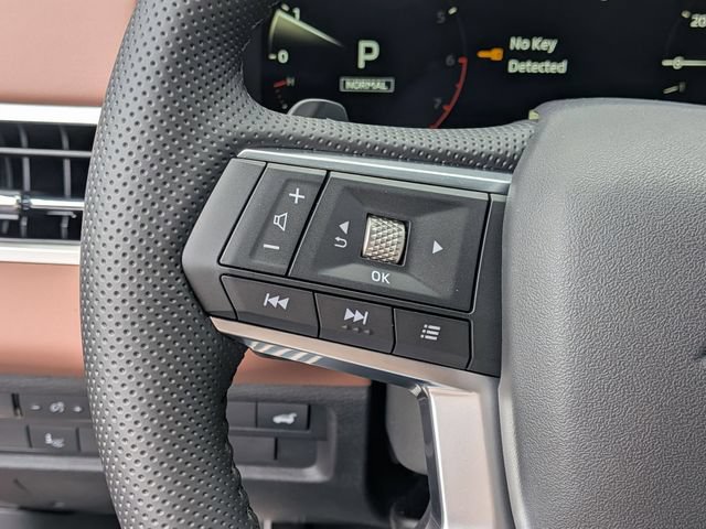 New 2026 Mitsubishi Outlander SEL FWD image 17
