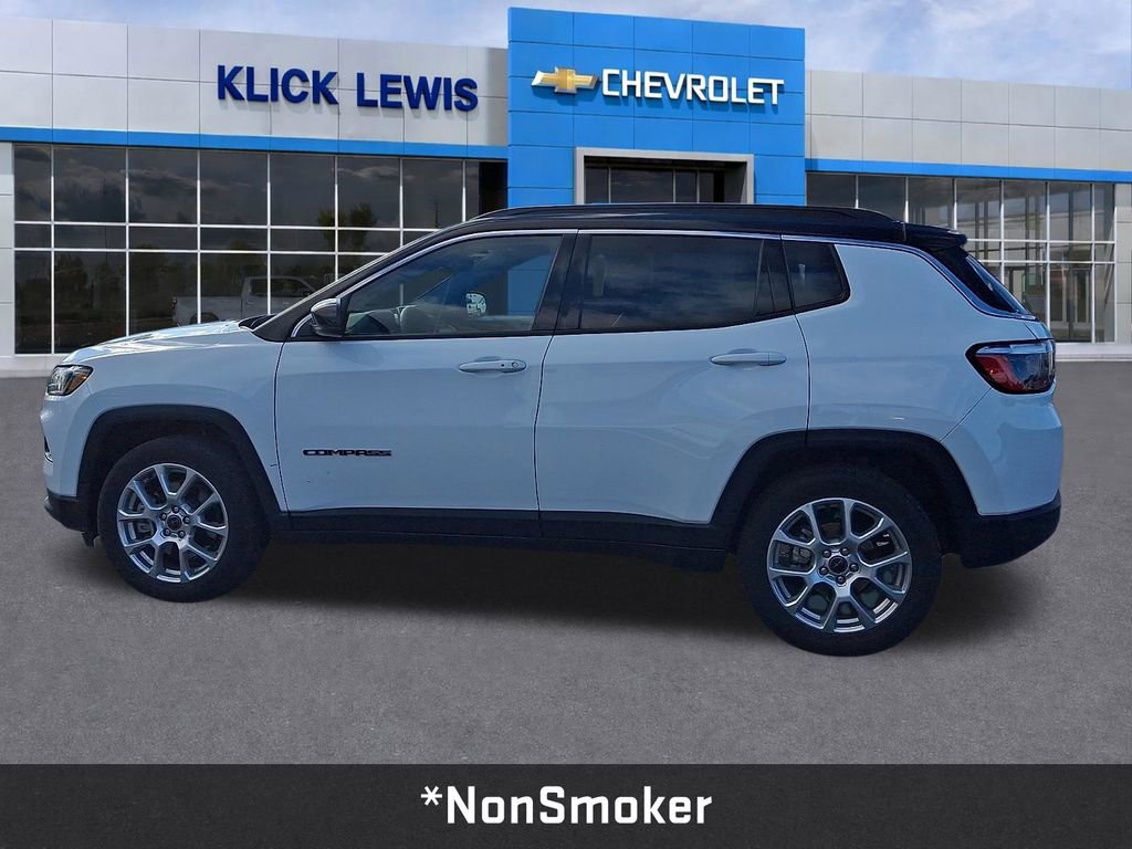 Used 2025 Jeep Compass Limited image 4