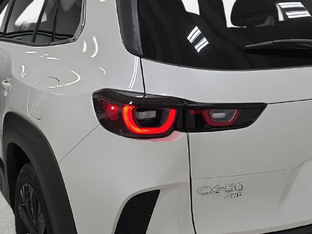 Used 2025 MAZDA CX-50 AWD 2.5 S w/ Premium Plus Pkg image 34