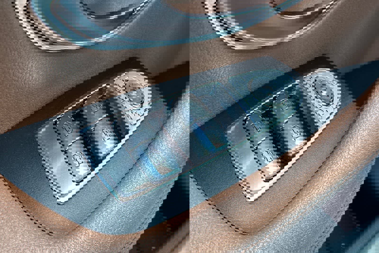 Used 2019 Mercedes-Benz E 450 Coupe w/ AMG Line Package image 13