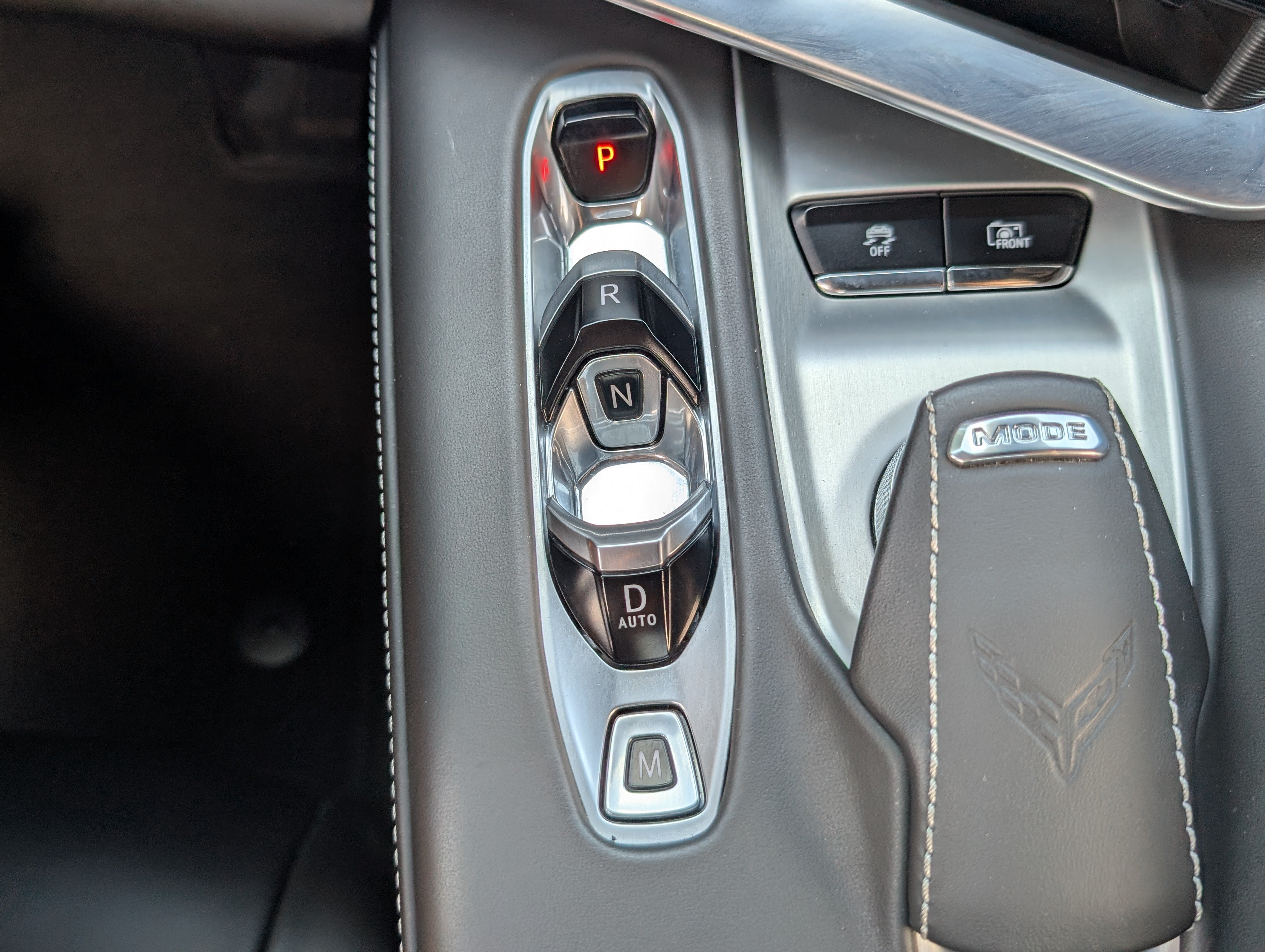 Used 2023 Chevrolet Corvette Stingray Premium Conv w/ Z51 Performance Package RWD image 32