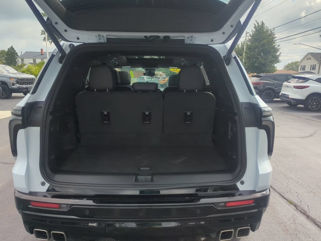 Certified 2026 Chevrolet Traverse High Country AWD/4WD image 16