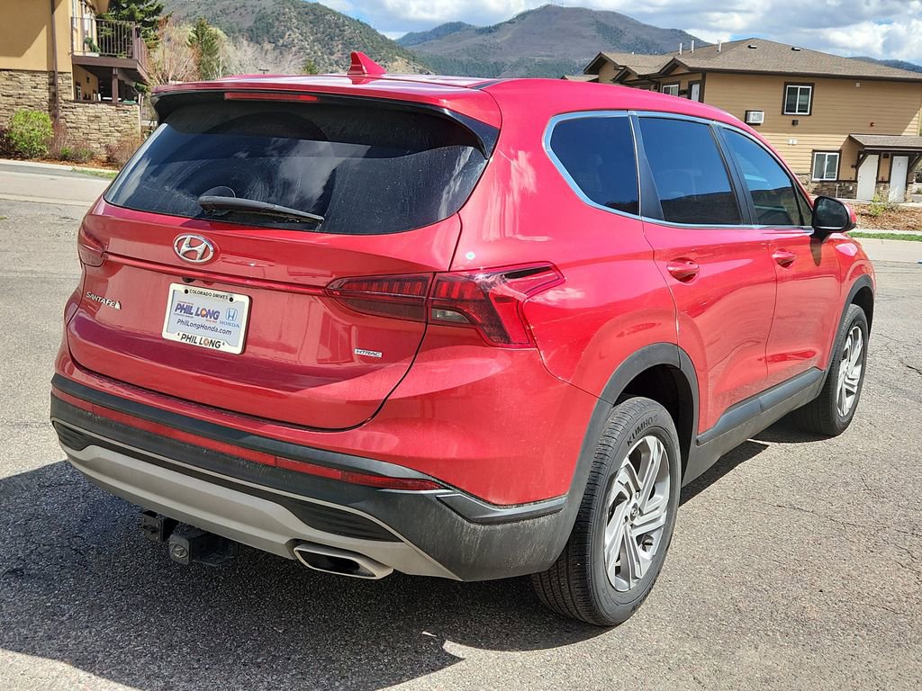 Used 2023 Hyundai Santa Fe SE AWD/4WD image 3