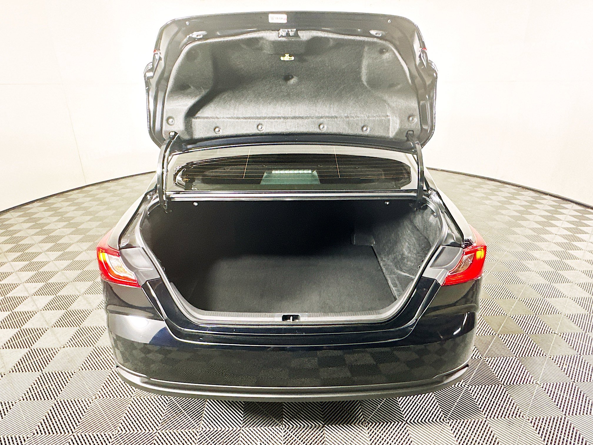 Certified 2026 Toyota Camry LE image 31