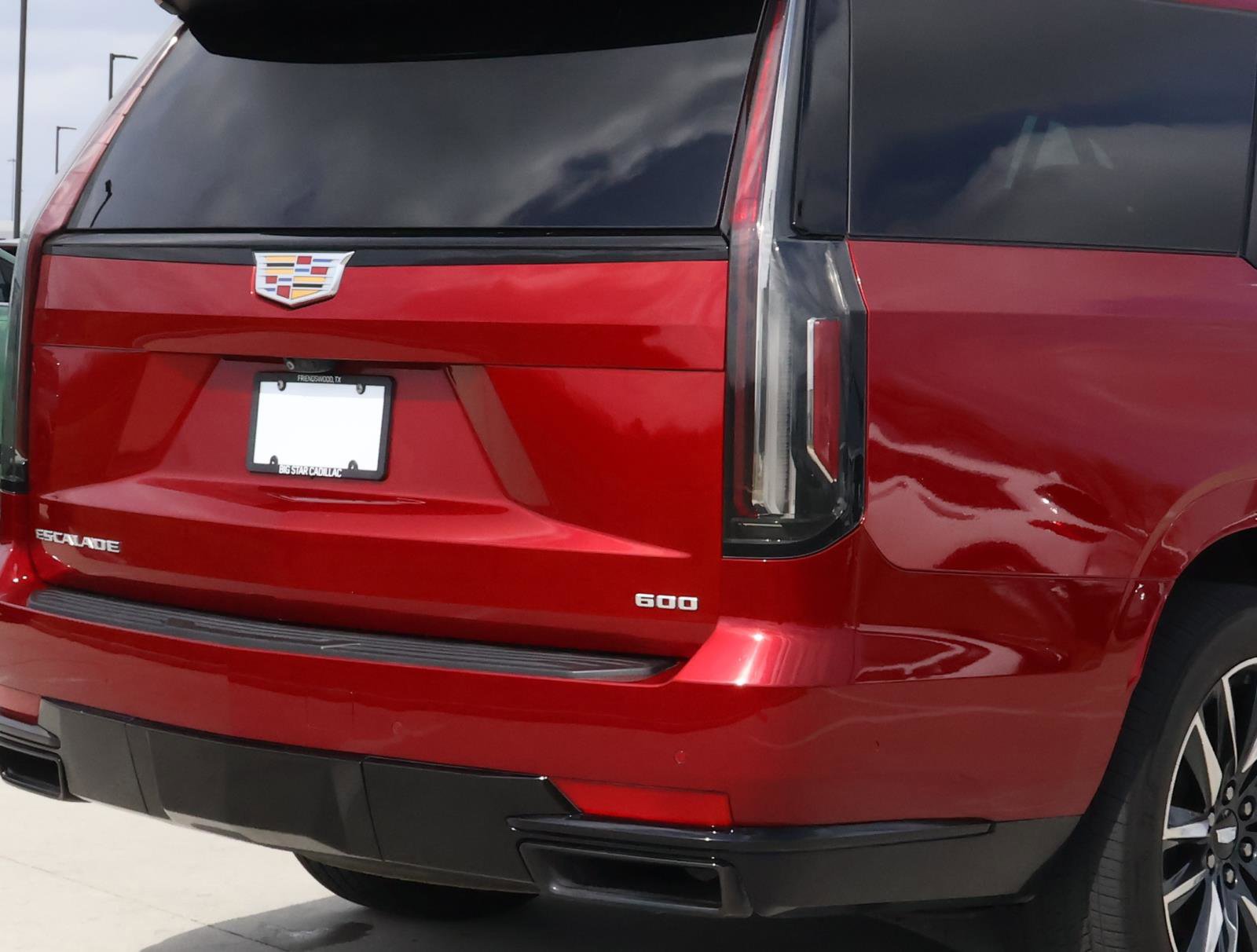 Certified 2022 Cadillac Escalade ESV Sport w/ Touring Package image 11