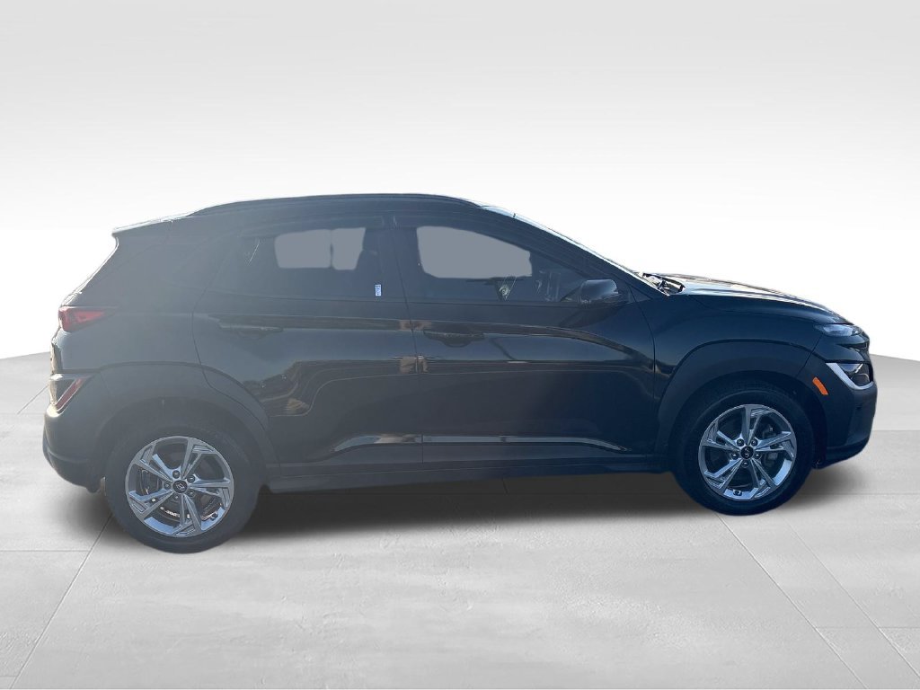 Used 2023 Hyundai Kona SEL AWD/4WD image 6