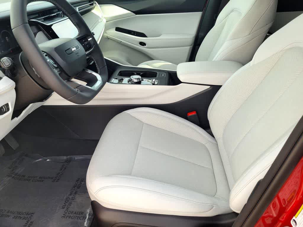 New 2026 Jeep Cherokee Laredo AWD/4WD image 13