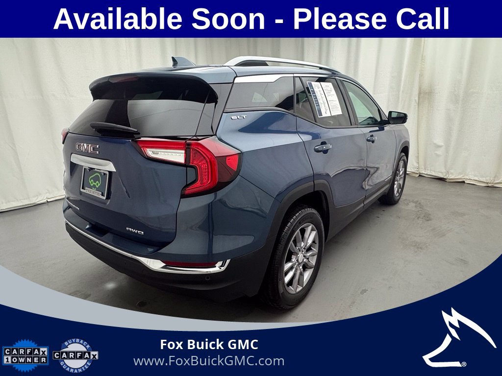 Used 2024 GMC Terrain SLT w/ LPO, Floor Liner Package AWD/4WD image 5