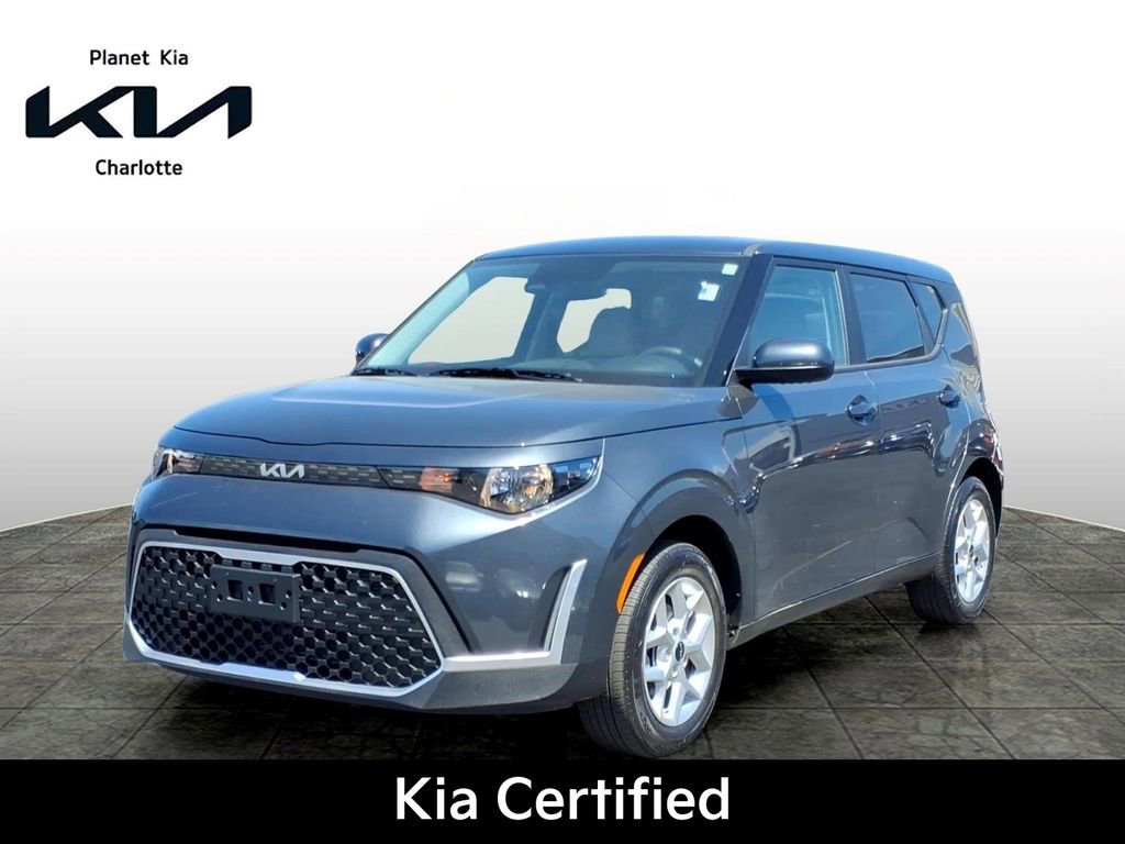 Certified 2025 Kia Soul LX w/ LX Technology Package image 1