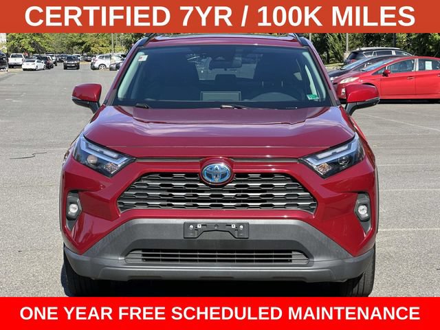 Used 2022 Toyota RAV4 XLE Premium AWD/4WD image 6