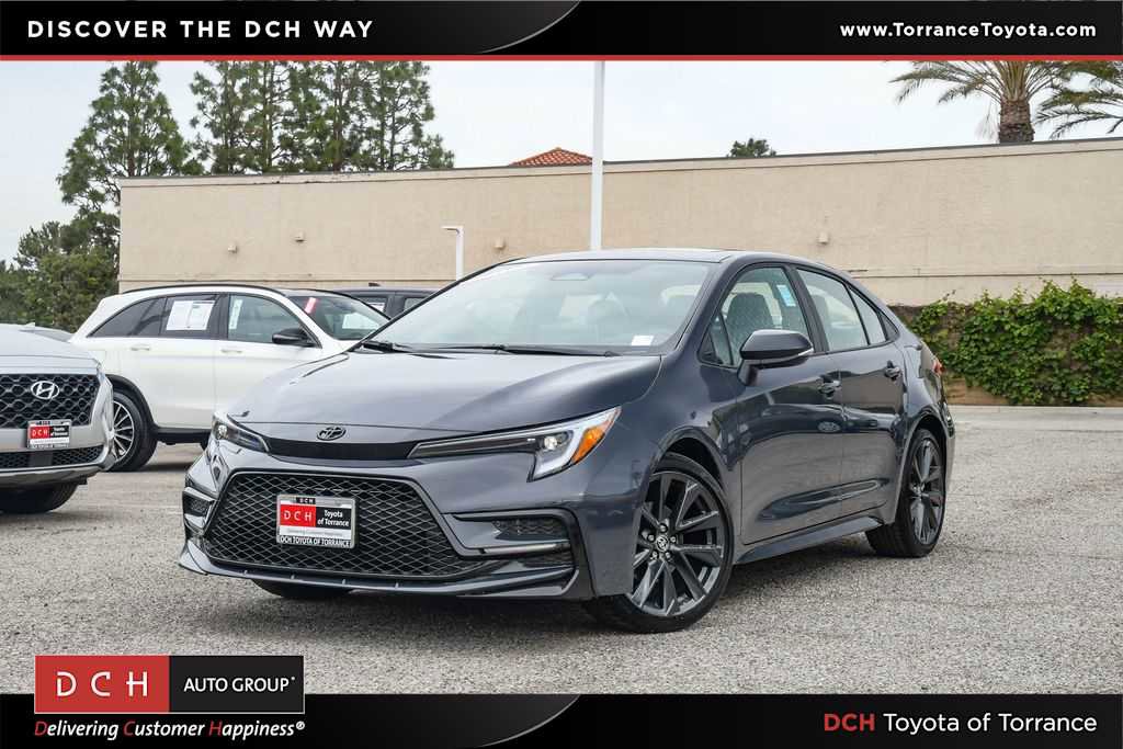 Used 2025 Toyota Corolla XSE image 1