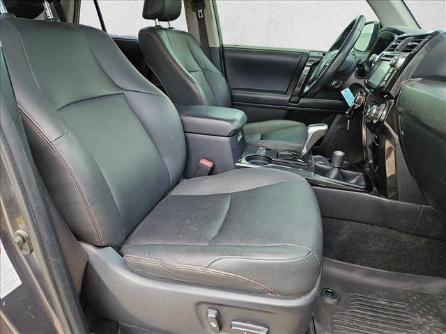 Used 2019 Toyota 4Runner TRD Off-Road Premium AWD/4WD image 19