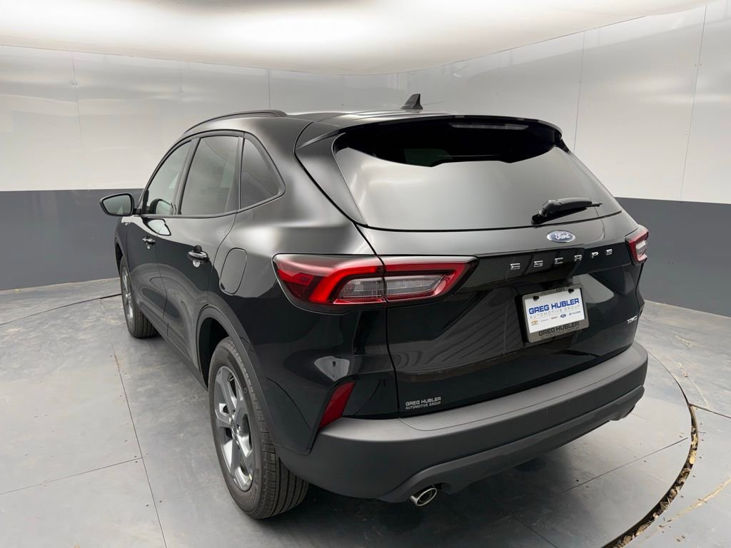 New 2026 Ford Escape ST-Line w/ Cold Weather Package AWD/4WD image 2