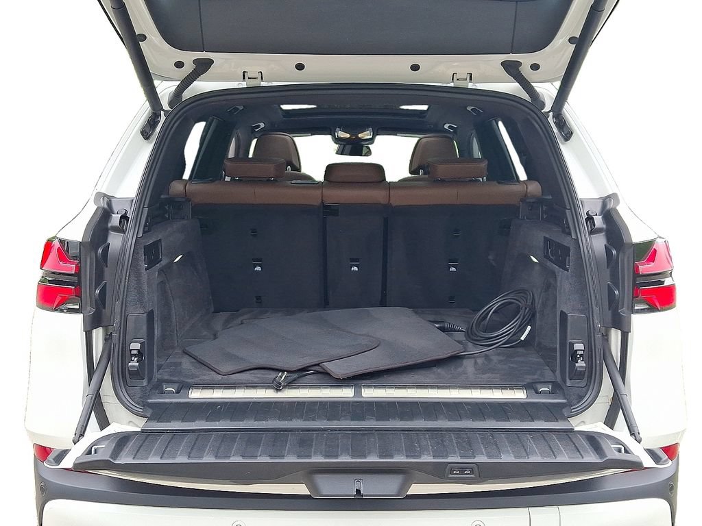 Used 2025 BMW X5 xDrive50e AWD/4WD image 28