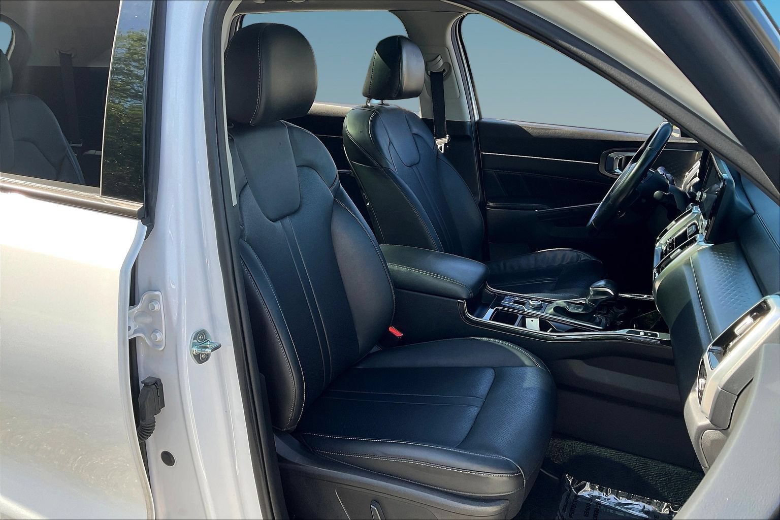 Used 2022 Kia Sorento SX AWD/4WD image 29