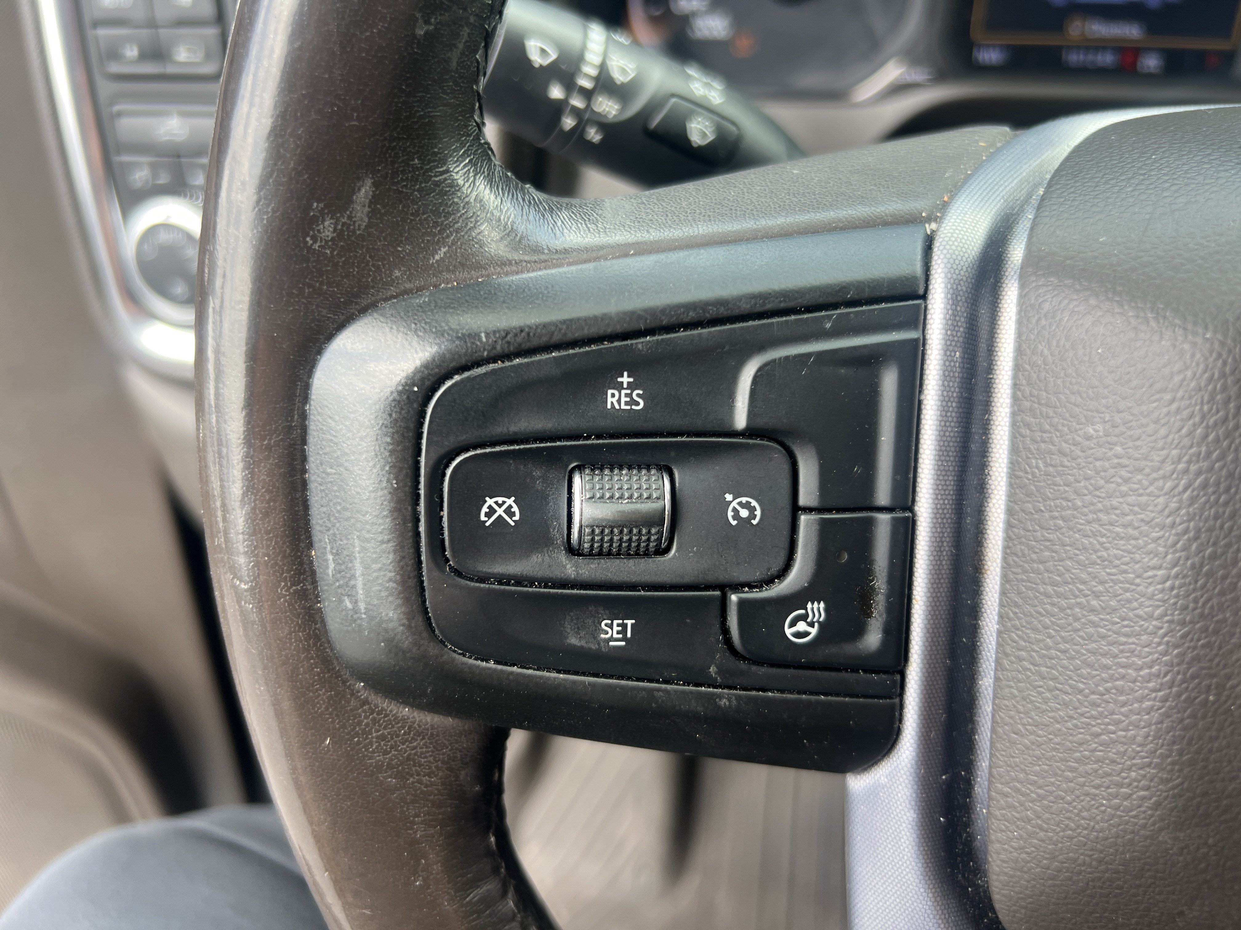 Used 2019 GMC Sierra 1500 SLE w/ SLE Value Package AWD/4WD image 19