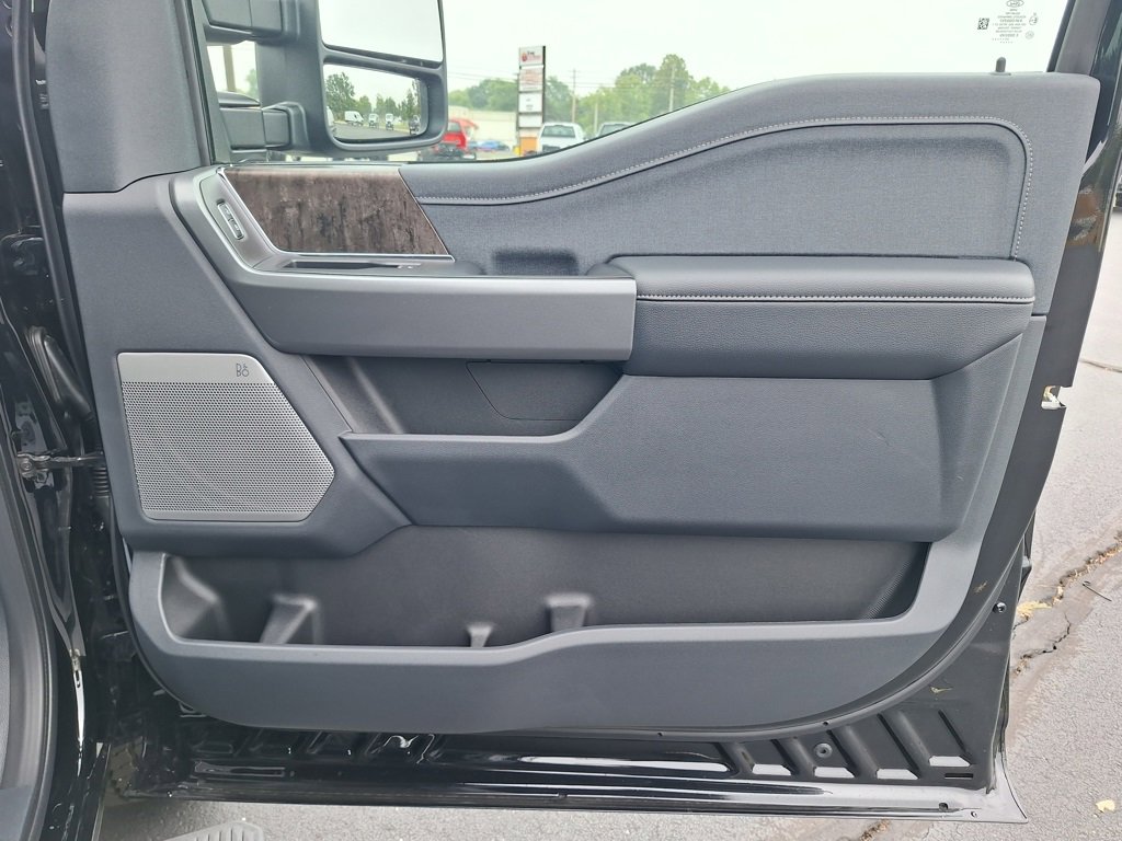 New 2026 Ford F250 Lariat image 32