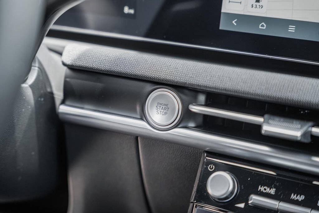 New 2025 Hyundai Santa Cruz Limited image 24