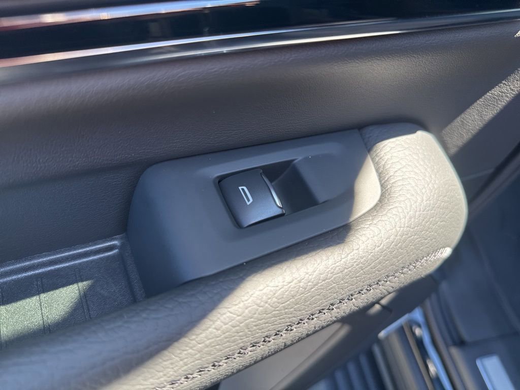 New 2025 GMC Yukon XL Denali w/ Sun & Power Step Package image 50