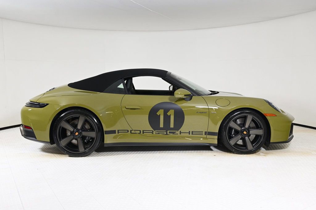 Used 2026 Porsche 911 Carrera 4 GTS image 8
