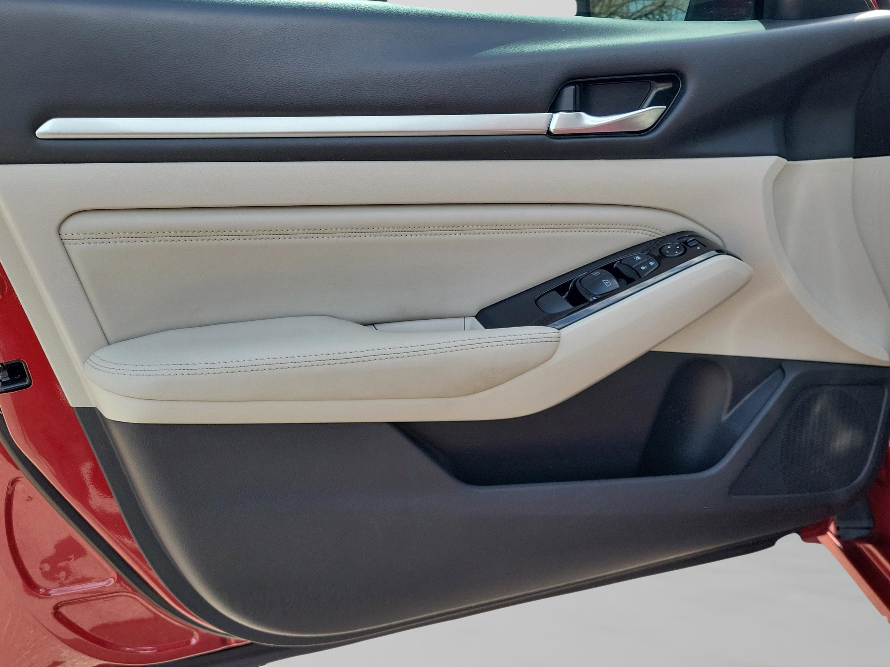 Certified 2022 Nissan Altima 2.5 SL image 19