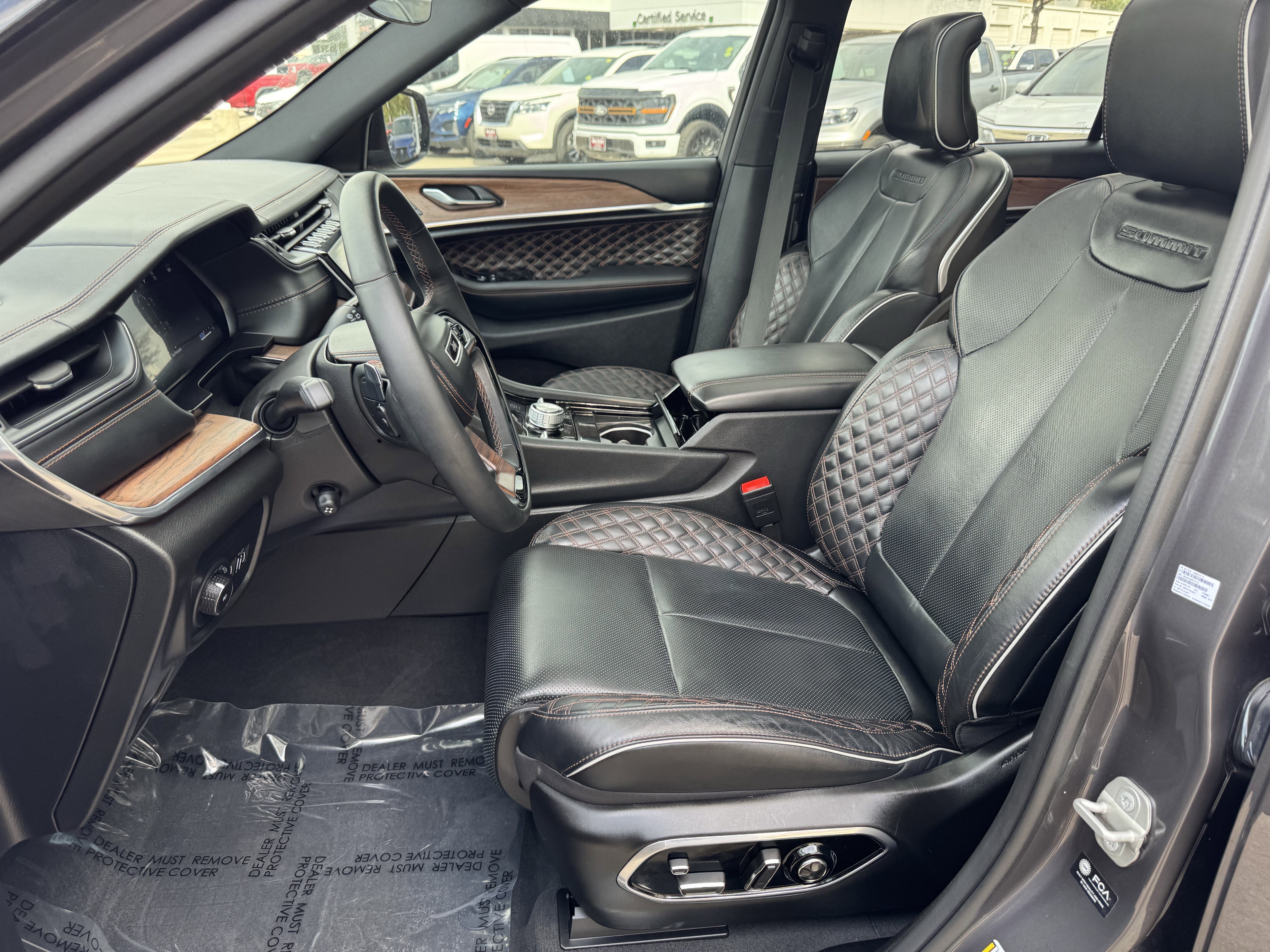 Used 2024 Jeep Grand Cherokee L Summit w/ High Altitude Package image 28