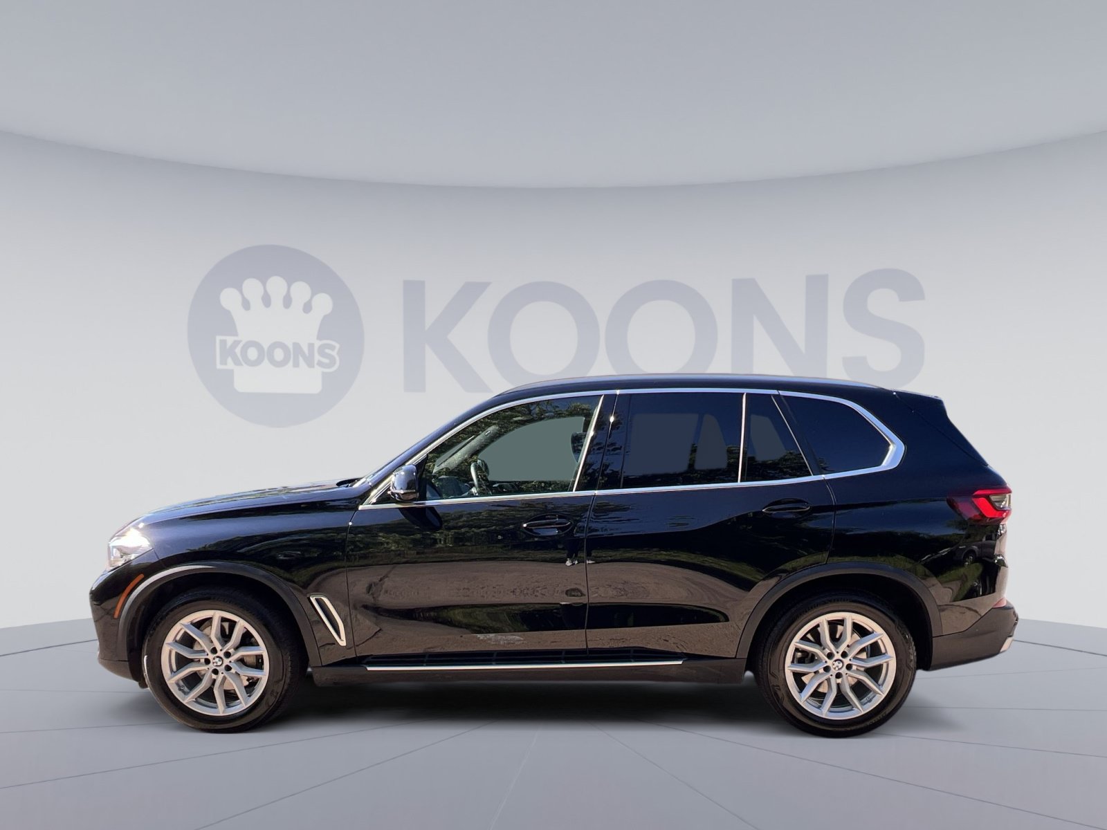 Used 2023 BMW X5 xDrive40i w/ Luxury Seating Package AWD/4WD image 7