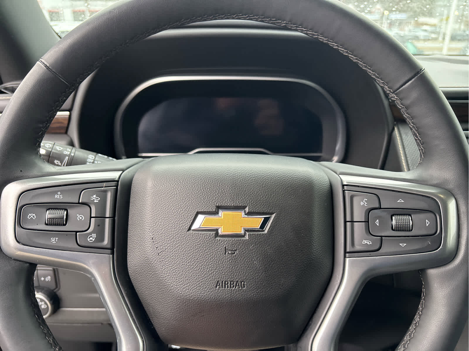 Certified 2023 Chevrolet Suburban Premier image 14